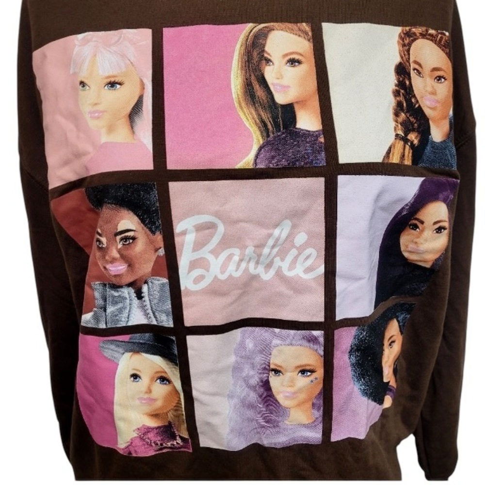 Barbie NWT Women's Squares Cozy Graphic Sweatshirt S, Brown Mattel Hybrid - Picture 8 of 16